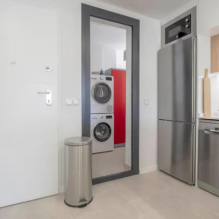 Romana - Direct Aan Zee - Incl Prive Parkeerplaats In Parkeergarage! Apartamento *