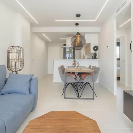 Romana - Direct Aan Zee - Incl Prive Parkeerplaats In Parkeergarage! Apartment Denia